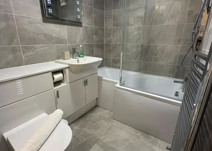 The Old Fruit Warehouse * 约克